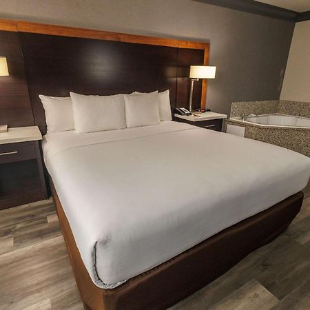 Comfort Inn & Suites Near Universal - N Hollywood - Burbank Los Angeles Kültér fotó