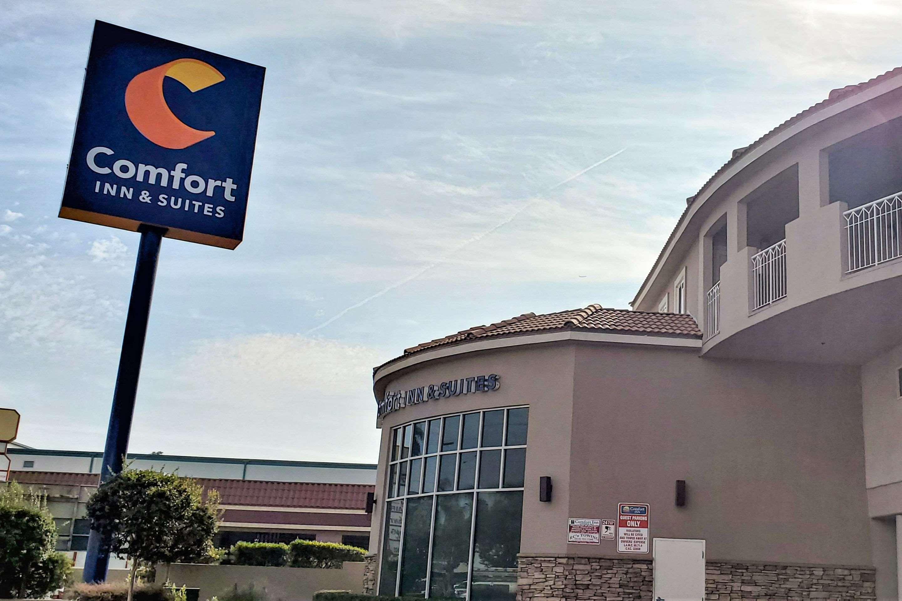Comfort Inn & Suites Near Universal - N Hollywood - Burbank Los Angeles Kültér fotó