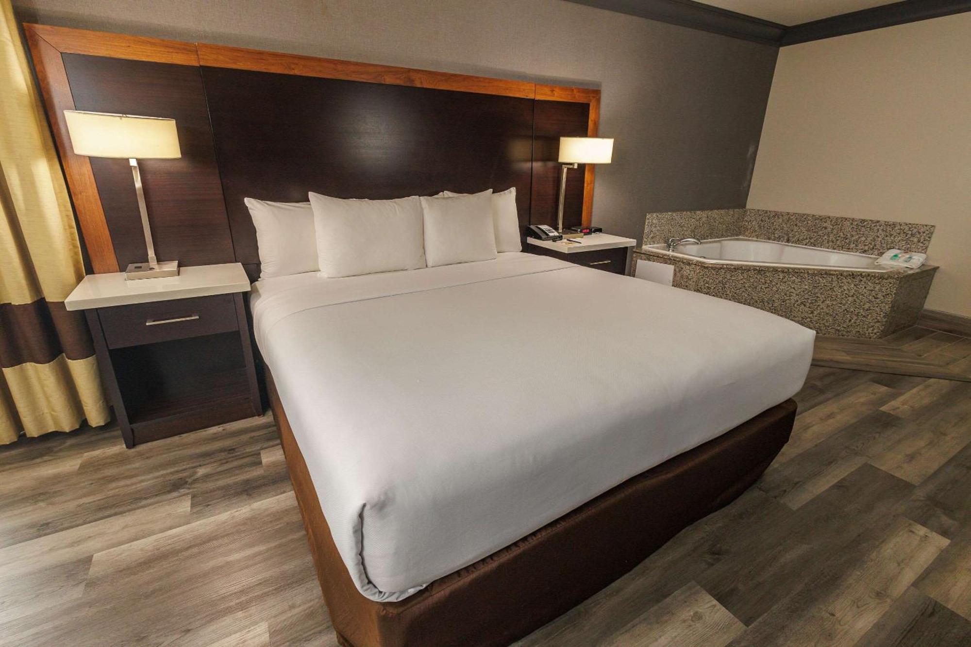 Comfort Inn & Suites Near Universal - N Hollywood - Burbank Los Angeles Kültér fotó