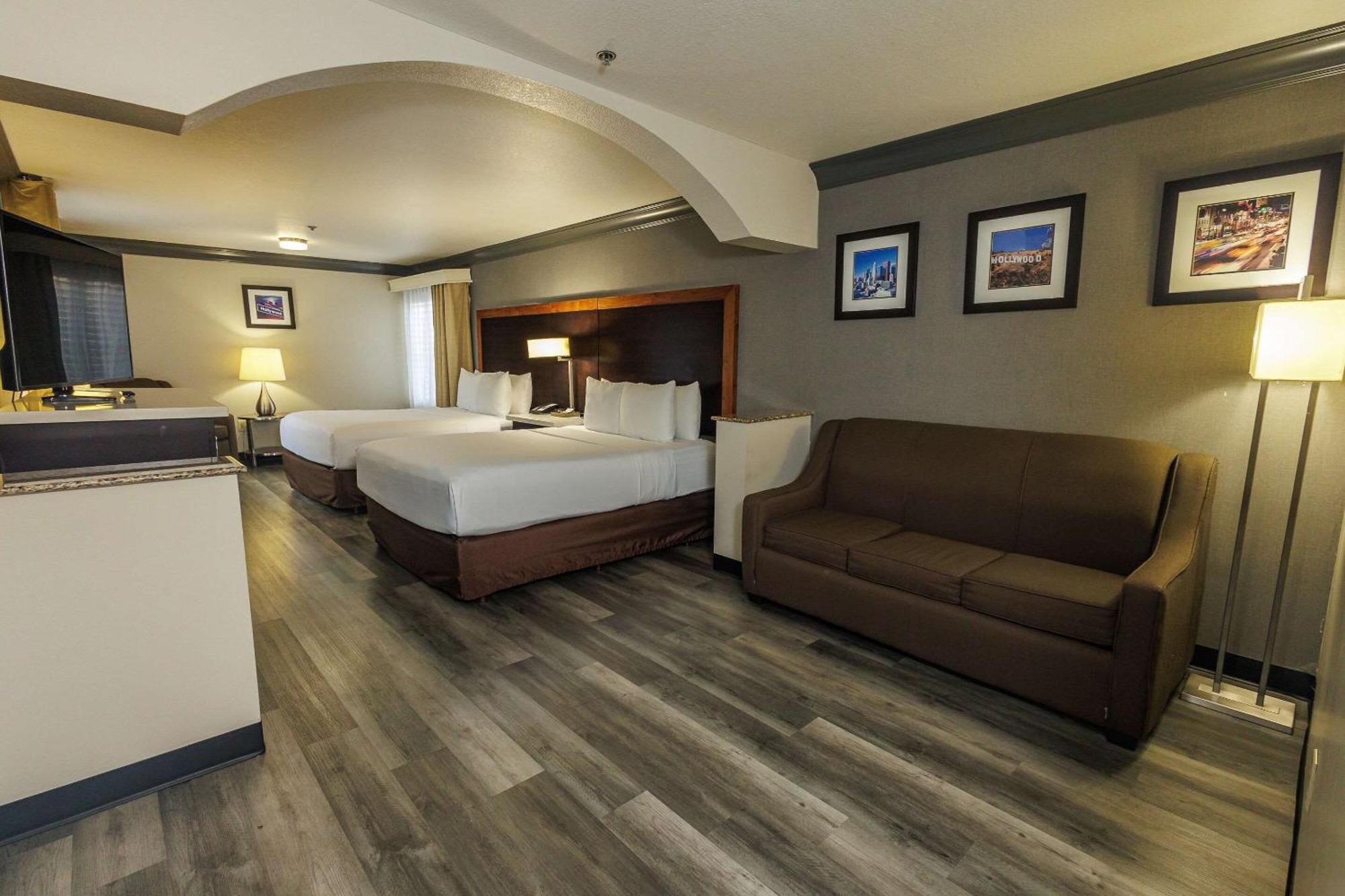 Comfort Inn & Suites Near Universal - N Hollywood - Burbank Los Angeles Kültér fotó