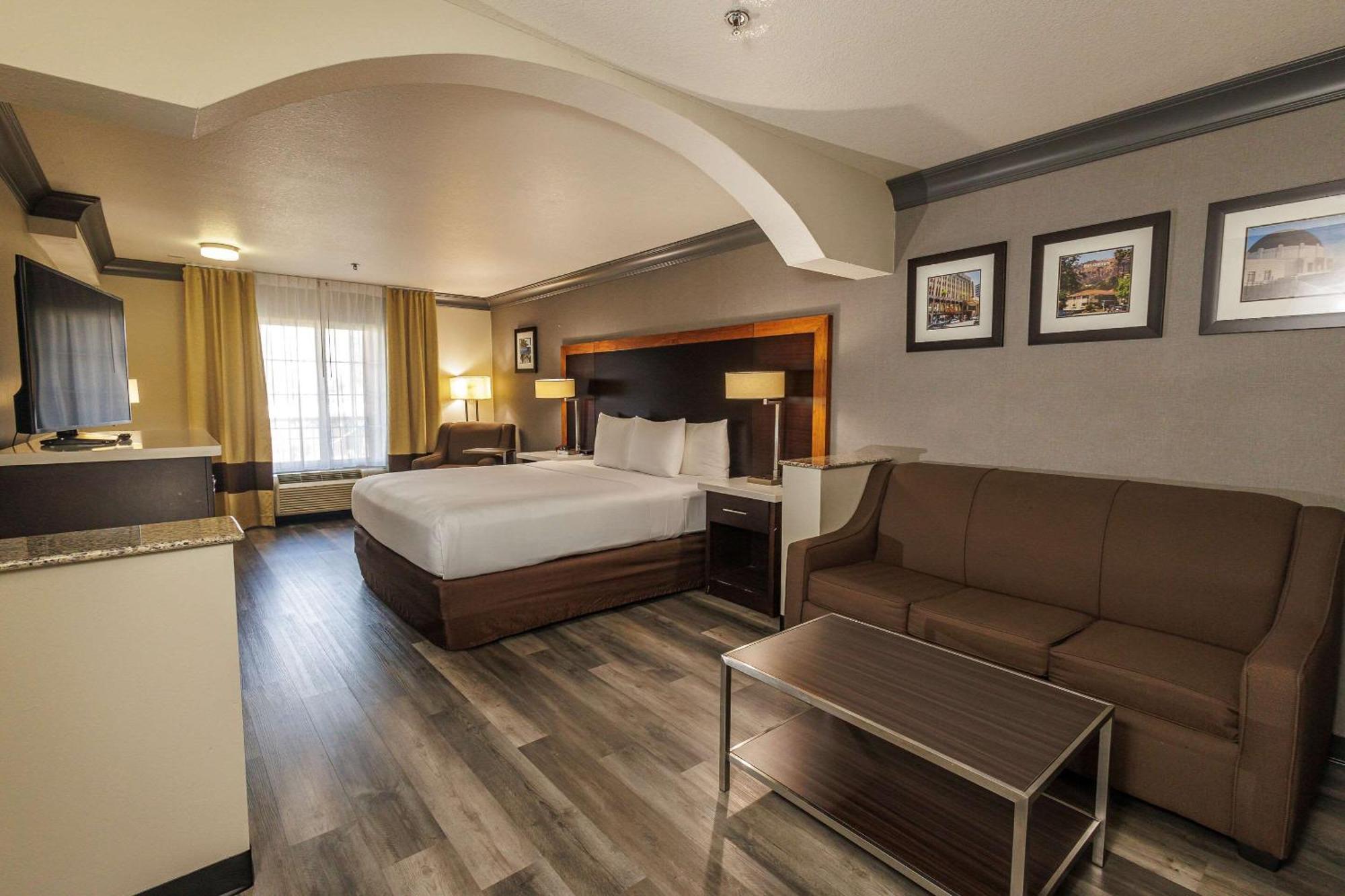 Comfort Inn & Suites Near Universal - N Hollywood - Burbank Los Angeles Kültér fotó